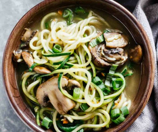 Vegan Ramen Soup w/ Zucchini Noodles! Gluten free and perfect for dinner!