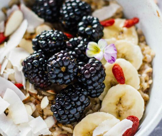 YUM! Blackberry & Coconut Buckwheat Porridge. GF, V, DF, and Refined Sugar Free!