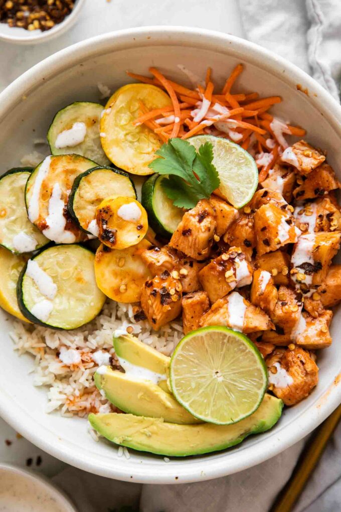 The BEST Hot Honey Chicken Bowls Jar Of Lemons