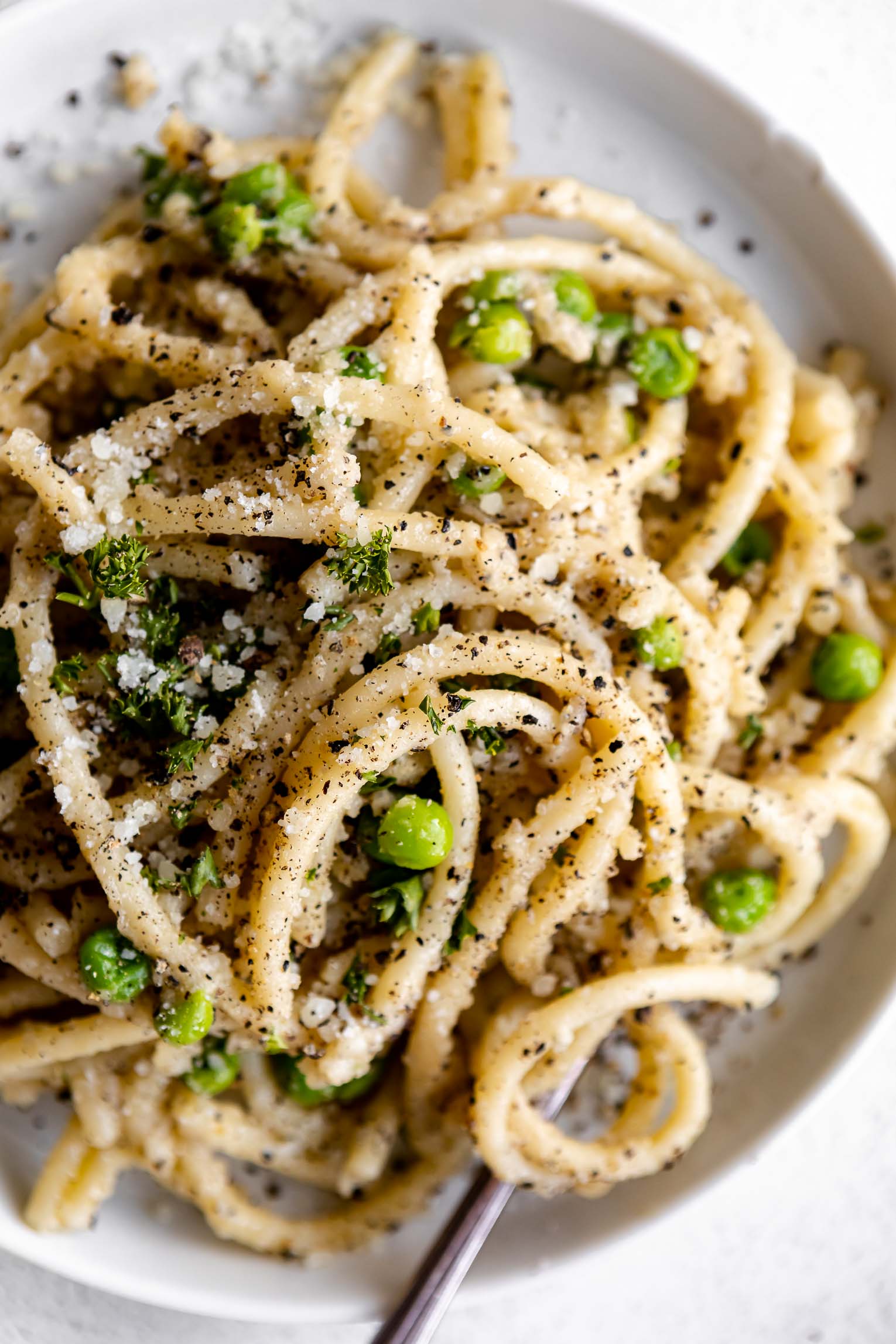 Bucatini Cacio E Pepe