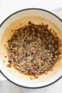 Starbucks Pecan Crunch Oatmilk Latte - Jar of Lemons